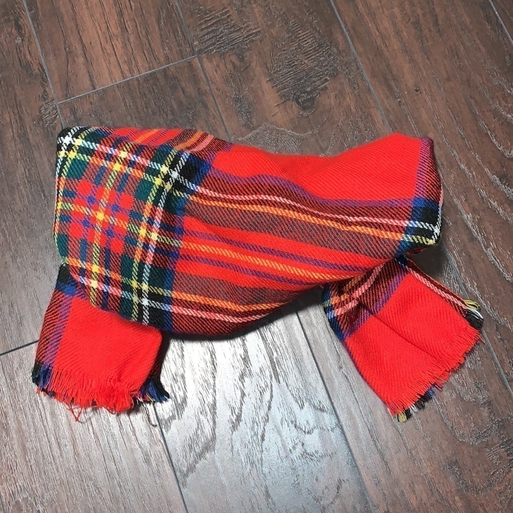 NWT Ladies Plaid Scrarf/Wrap, sz One Size - Picture 6 of 6